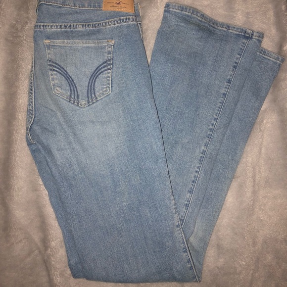 Hollister boot cut jeans - Picture 2 of 3